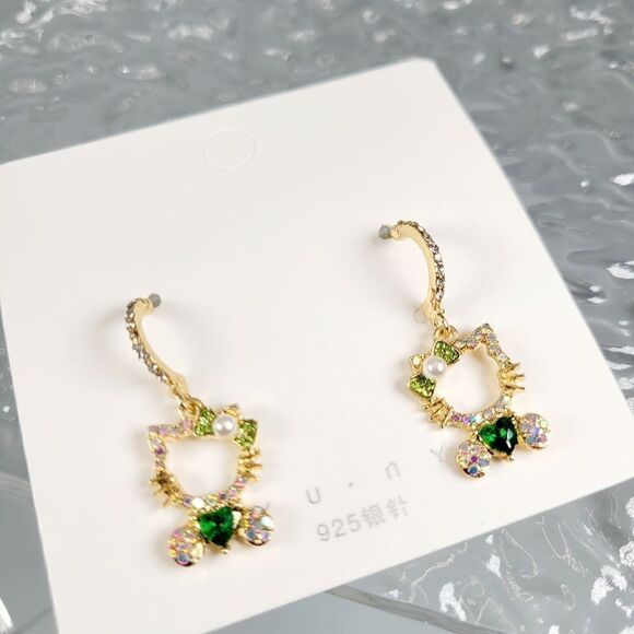 Brand New S925 Silver Rhinestone Hello Kitty Green Heart Earrings - Picture 3 of 6